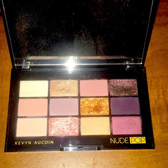 Very rare Kevin aucoin nude pop - Picture 2 of 2